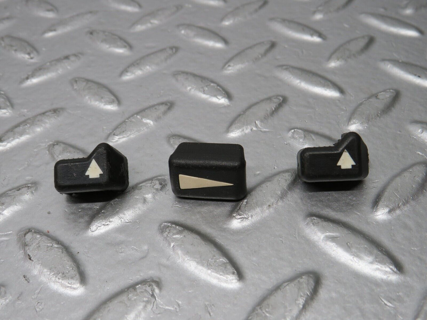 32184 Mercedes-Benz W123 230E Heater Control Knob Set
