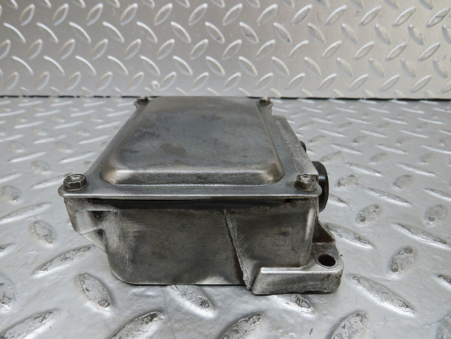 26261 Mercedes-Benz W116 450SE Ignition Control Unit Bosch 0227100001