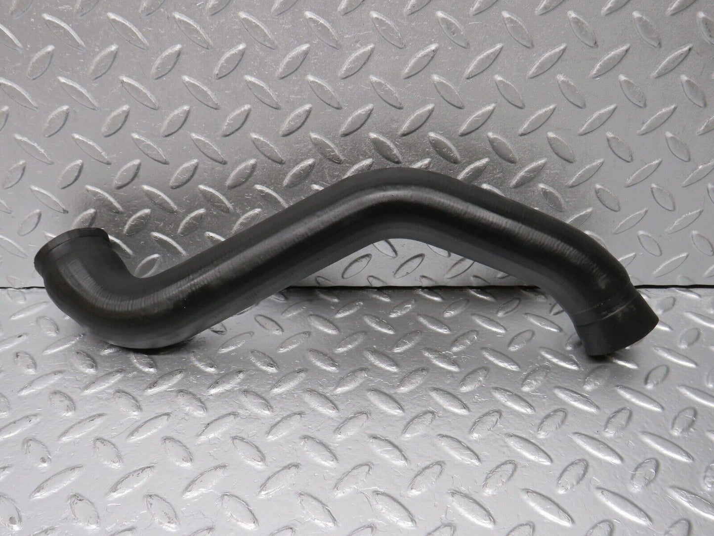39874 Mercedes-Benz R107 350SL Radiator Hose Pipe 1165013482