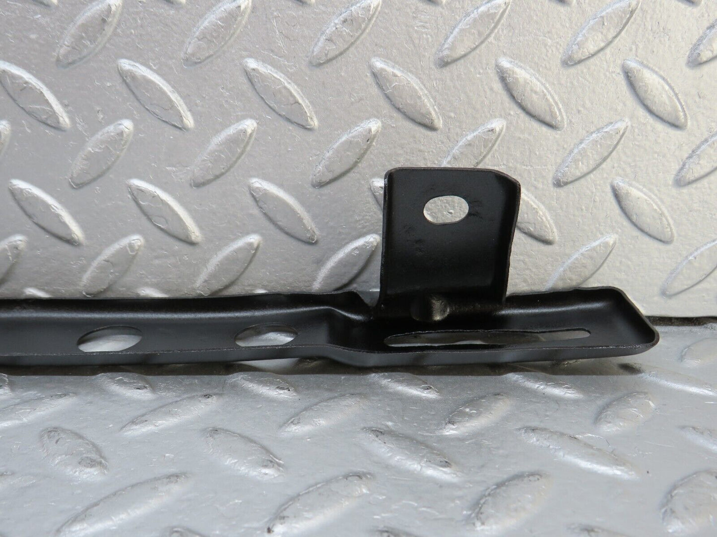 35778 Mercedes-Benz R107 280SL Coupe Front number Plate Holder Bracket