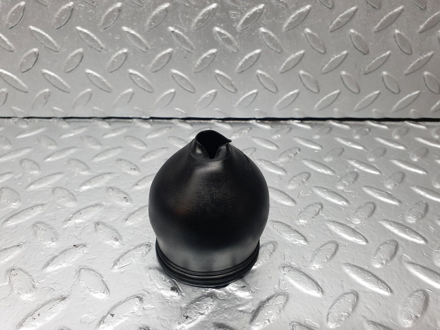 42915 Mercedes-Benz W201 190 2.0L Headlight Switch Rubber Cover 0005452245