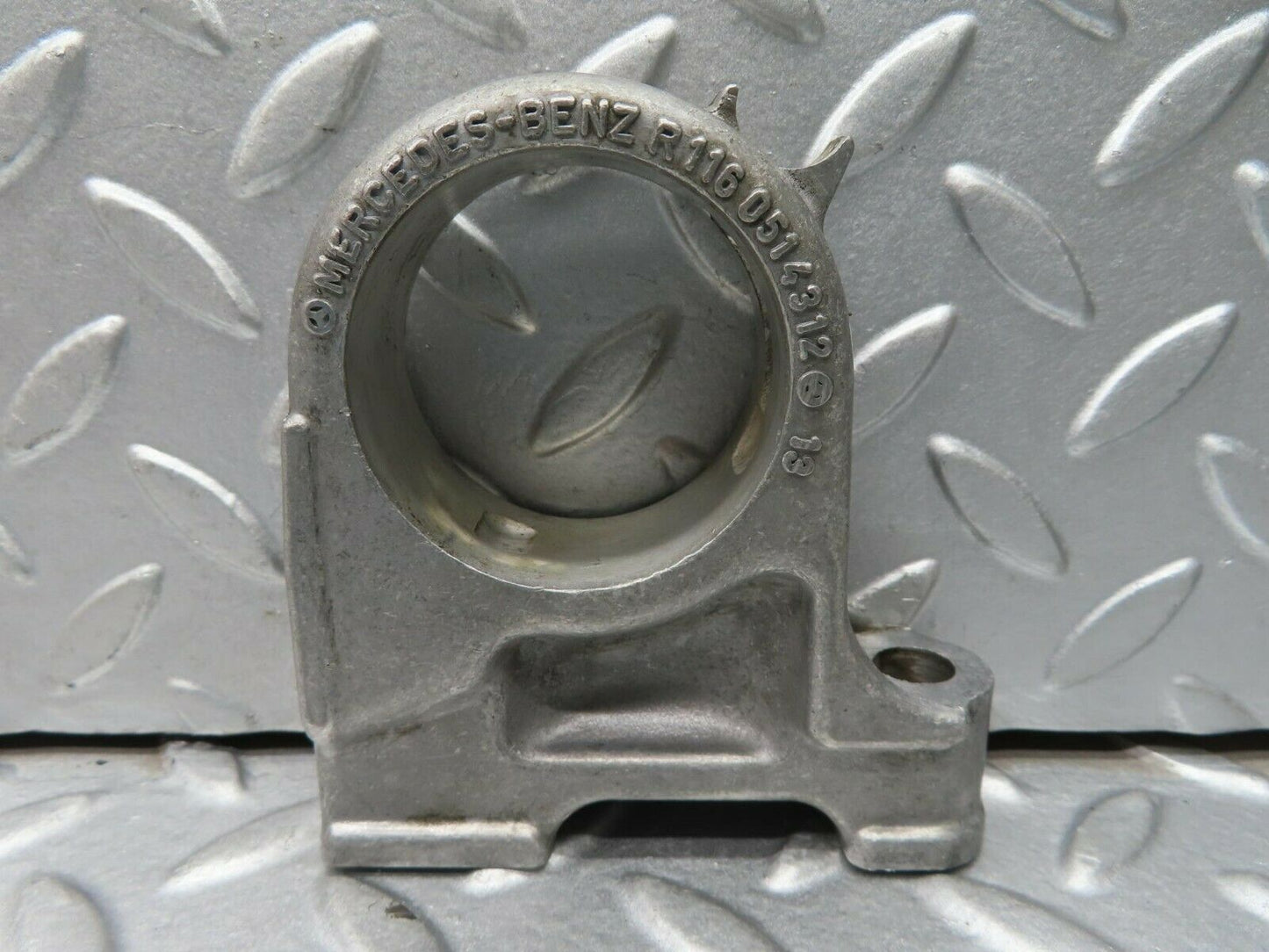 15643 Mercedes-Benz R107 450SL Camshaft Tower Bearing 1160514312