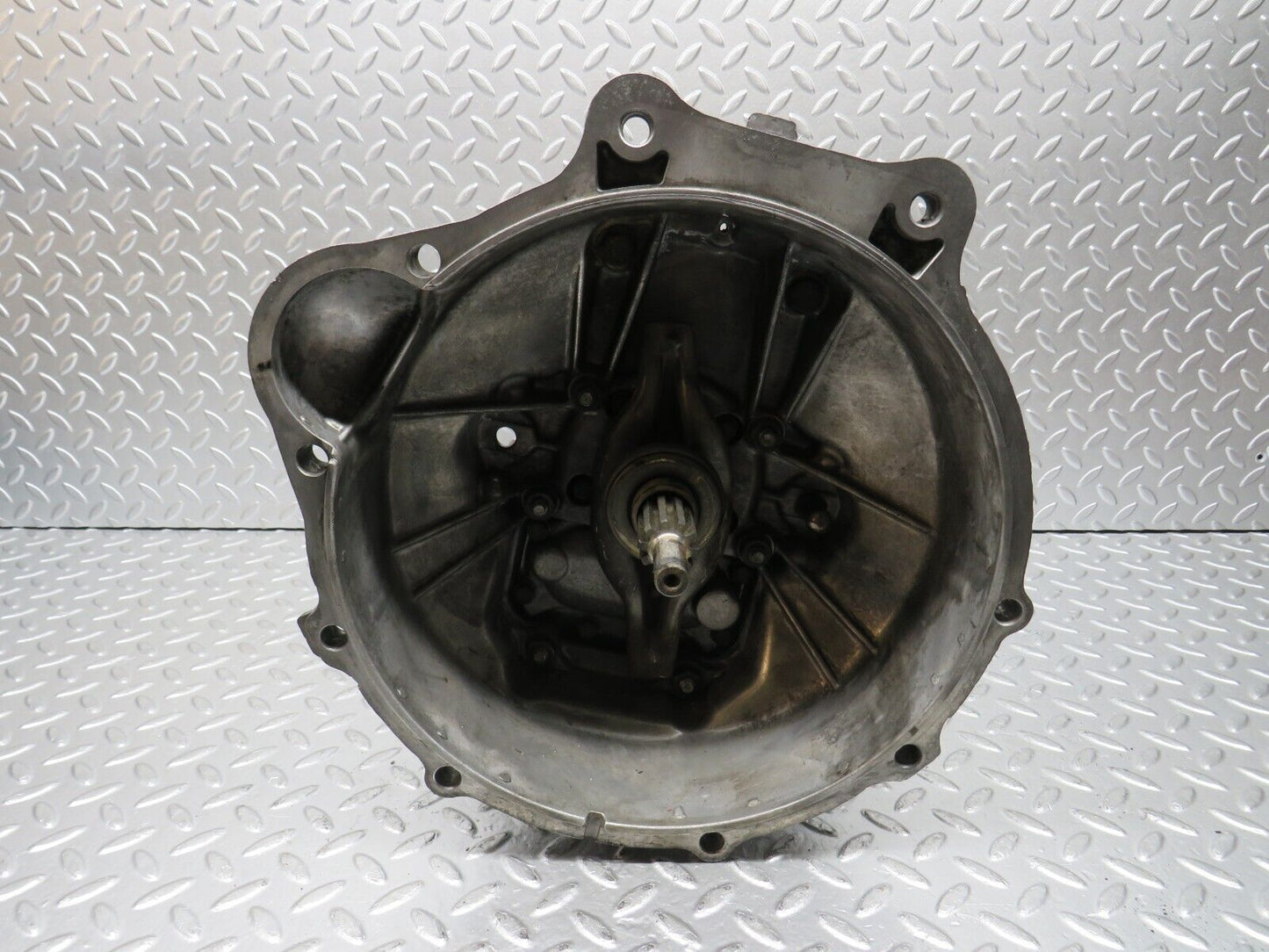 31168 Mercedes-Benz W123 200 Manual Gearbox 4 Speed 270.504 1152612501