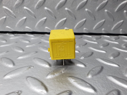 41796 Mercedes-Benz W202 C200 Multi Purpose Relay 0025421419