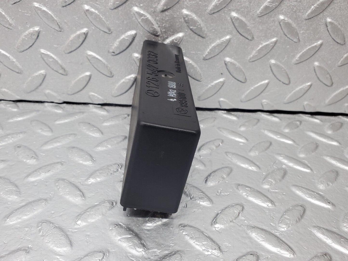 45547 Mercedes-Benz W126 420SE Light Control Relay 1265420032