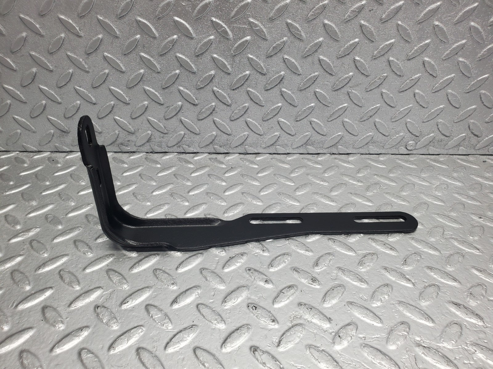 W124 Wagon exhaust bracket used OEM