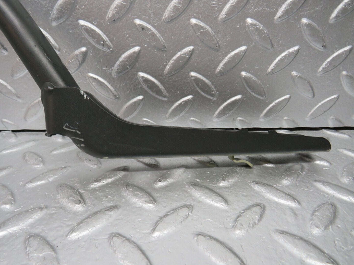 30662 Mercedes-Benz W201 190E 2.0L Boot Lid Trunk Hinge Right Side