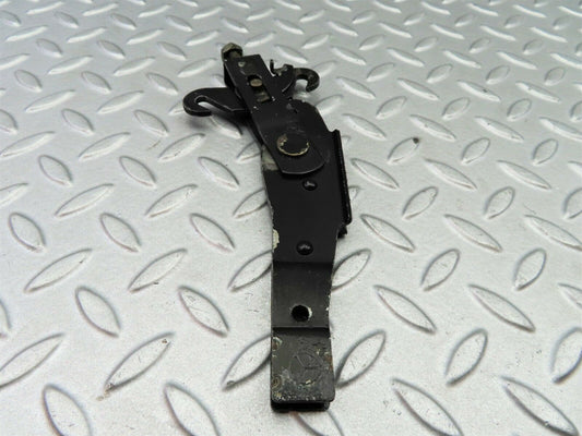 6304 Mercedes-Benz W126 380SE Handbrake Adjusting Handbrake Regulator