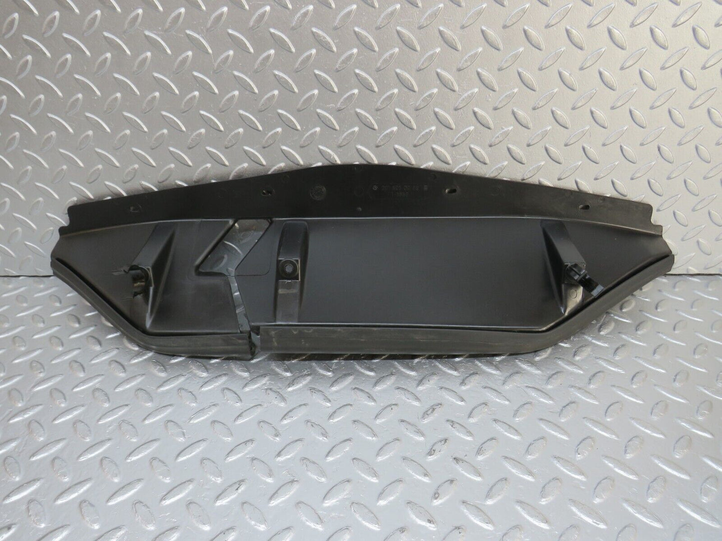 33591 Mercedes-Benz W201 190E Radiator Cover Panel 2015050088