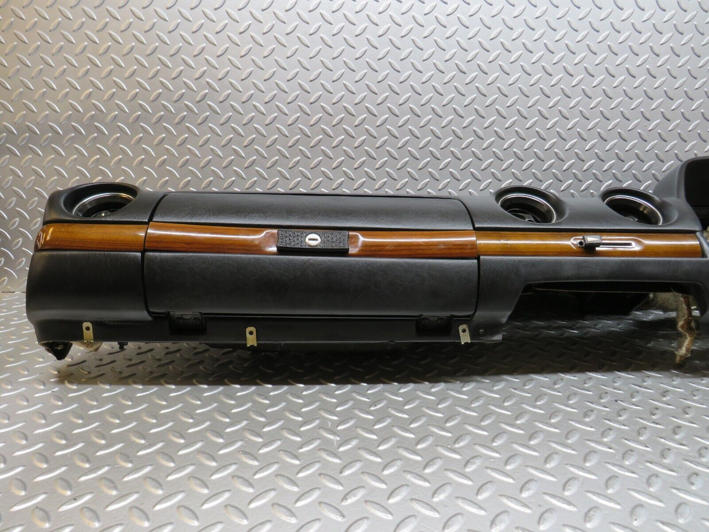 28388 Mercedes-Benz S123 240D Wagon Dashboard Black
