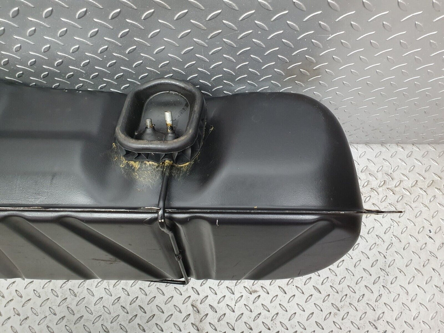 40843 Mercedes-Benz W123 300D Fuel Tank