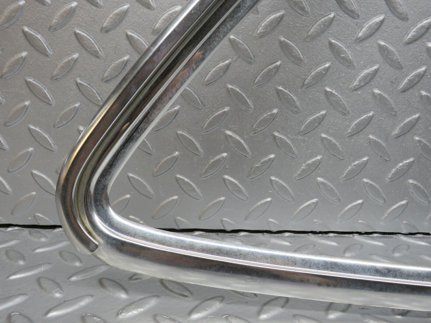 40197 Mercedes-Benz R107 Hardtop Side Window Chrome Moulding Trim Right