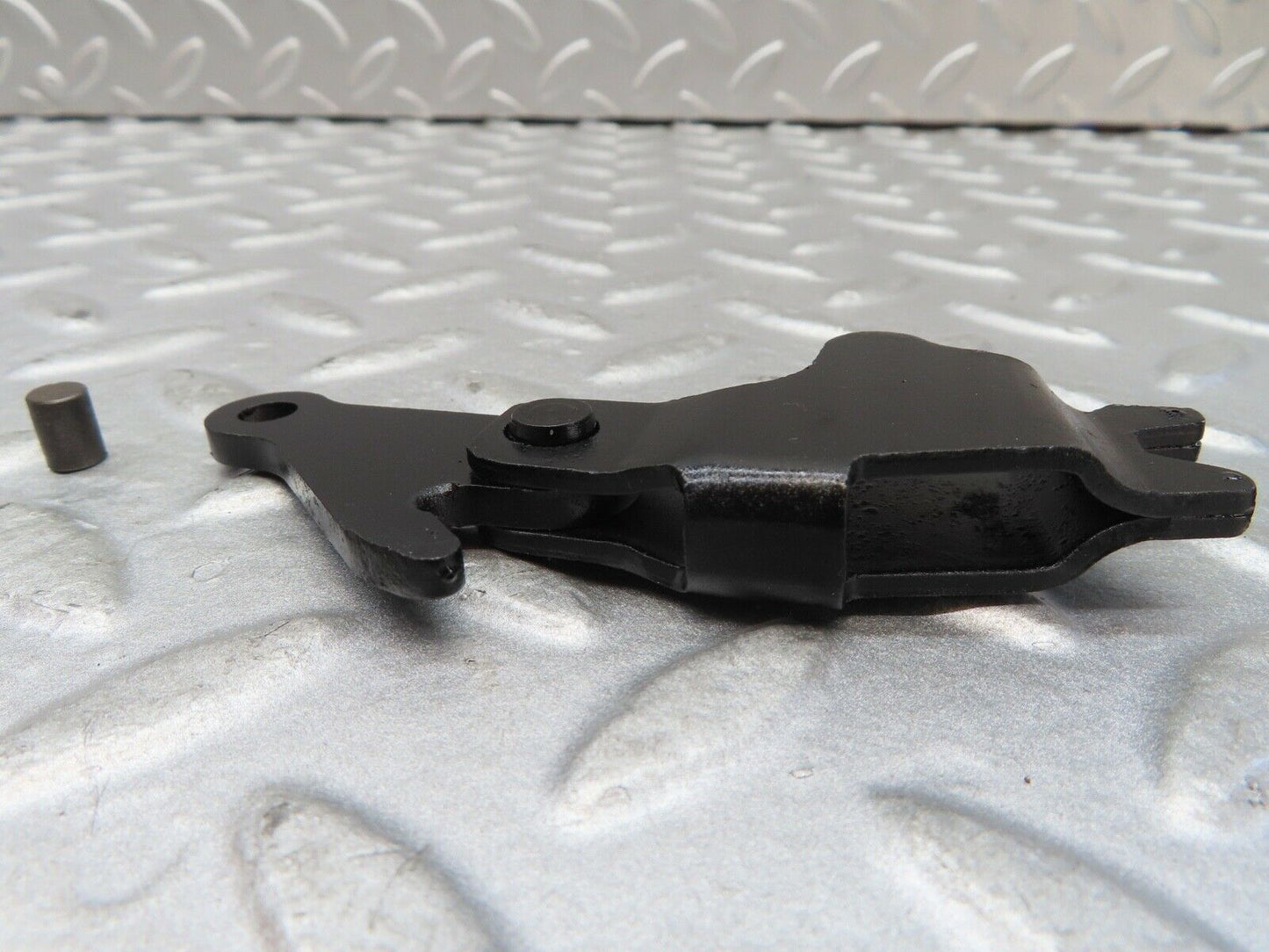 16923 Mercedes-Benz C123 280CE Coupe Handbrake Regulator