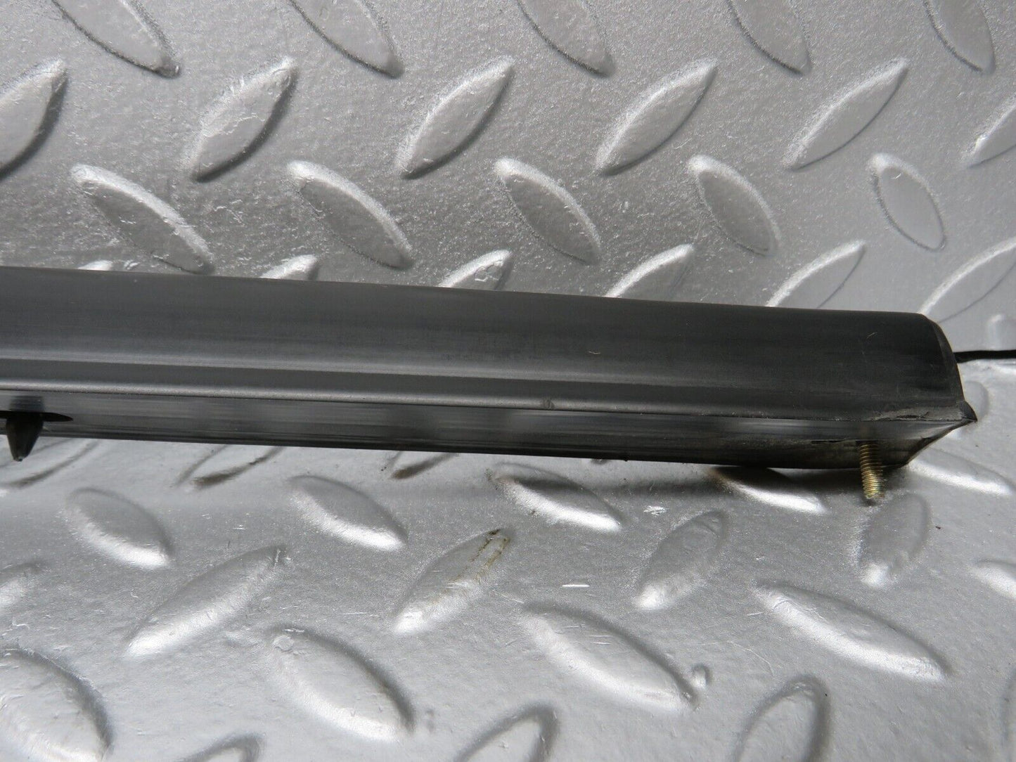40209 Mercedes-Benz R107 Right Door Centre Moulding Trim