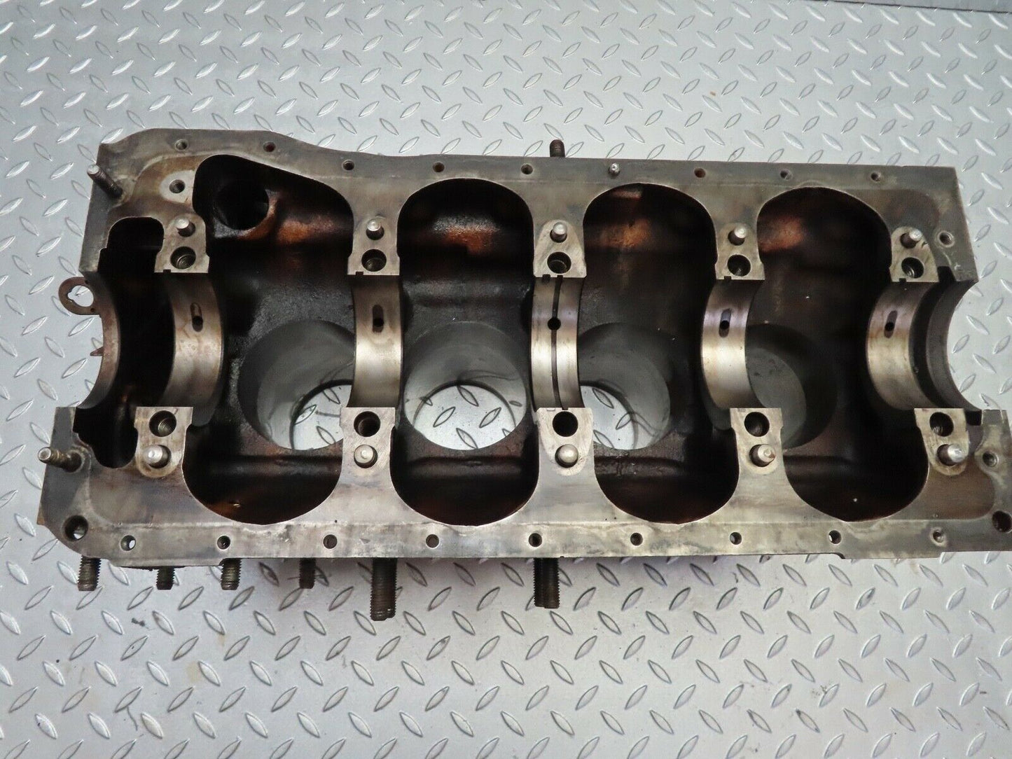 18164 Mercedes-Benz W123 200 Engine Block 1150110301 M115.938