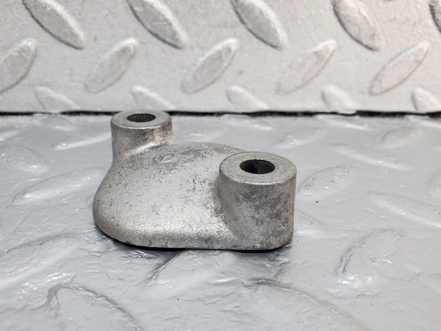 45406 Mercedes-Benz 280E M110.983 Engine Fuel Pump Cover 1140110032