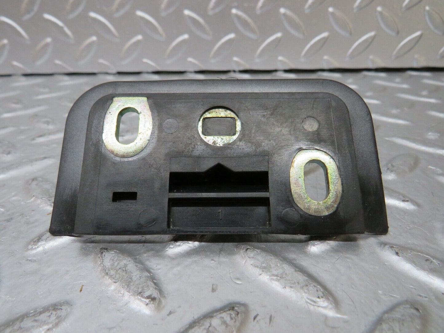 25847 Mercedes-Benz W124 280E Trunk Lock Latch