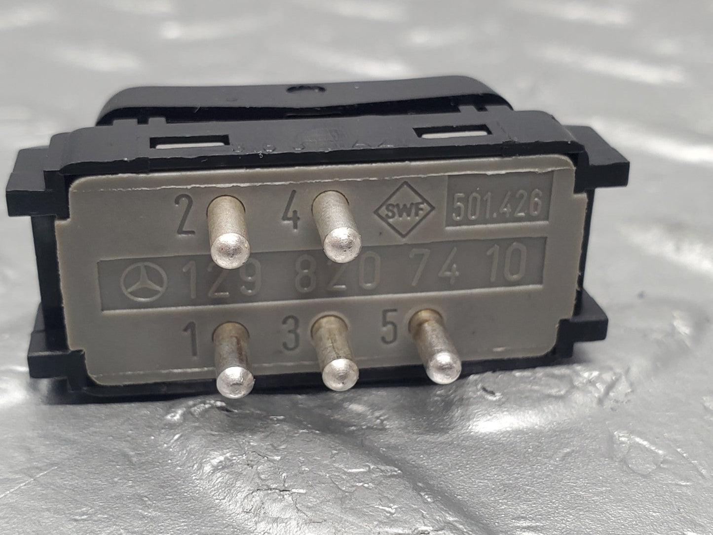 46903520