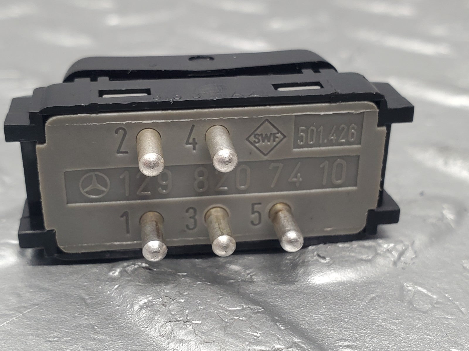 46903520