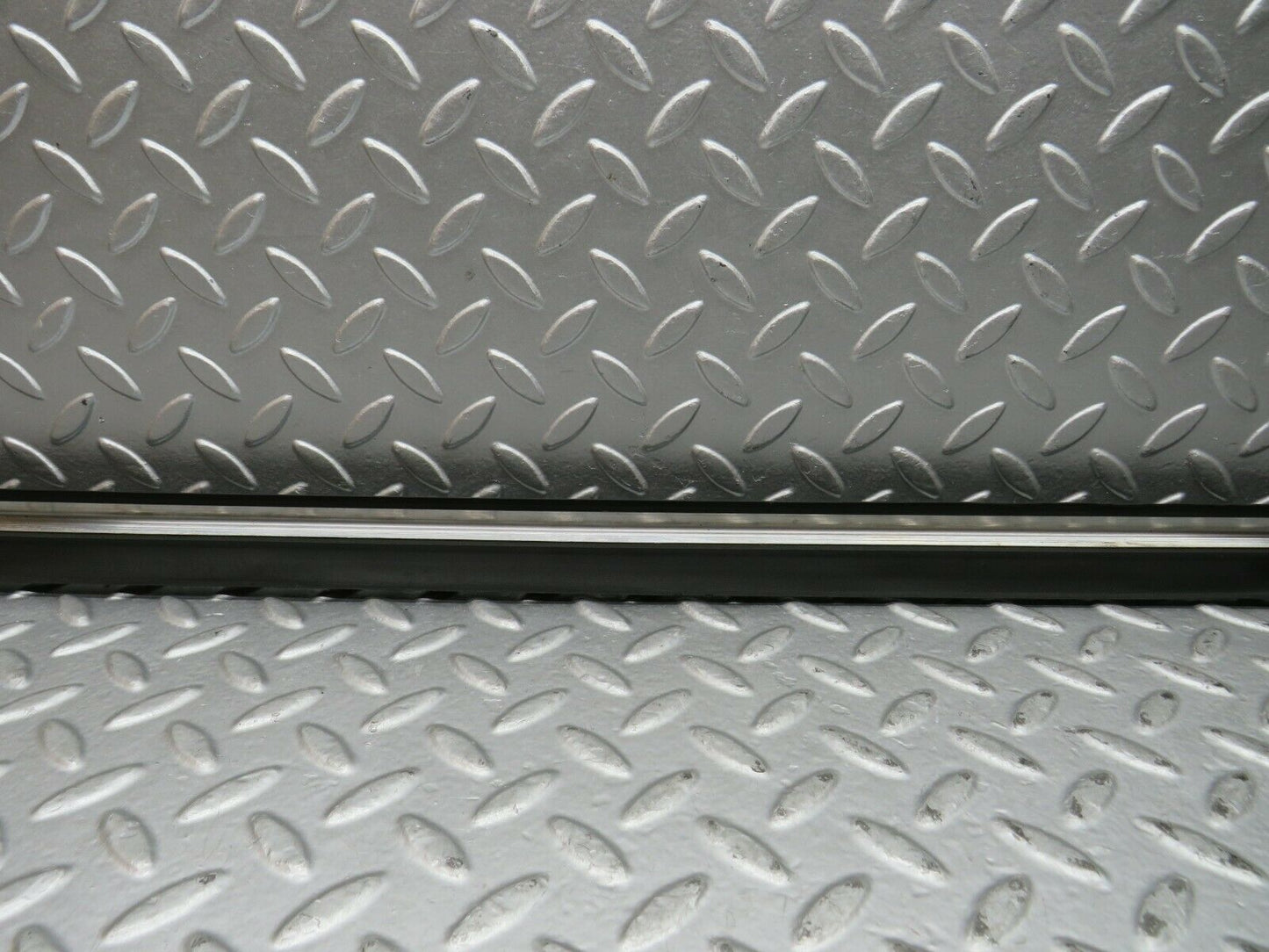 22268 Mercedes-Benz S123 280TE Wagon Rubber Seal Trim Right Side