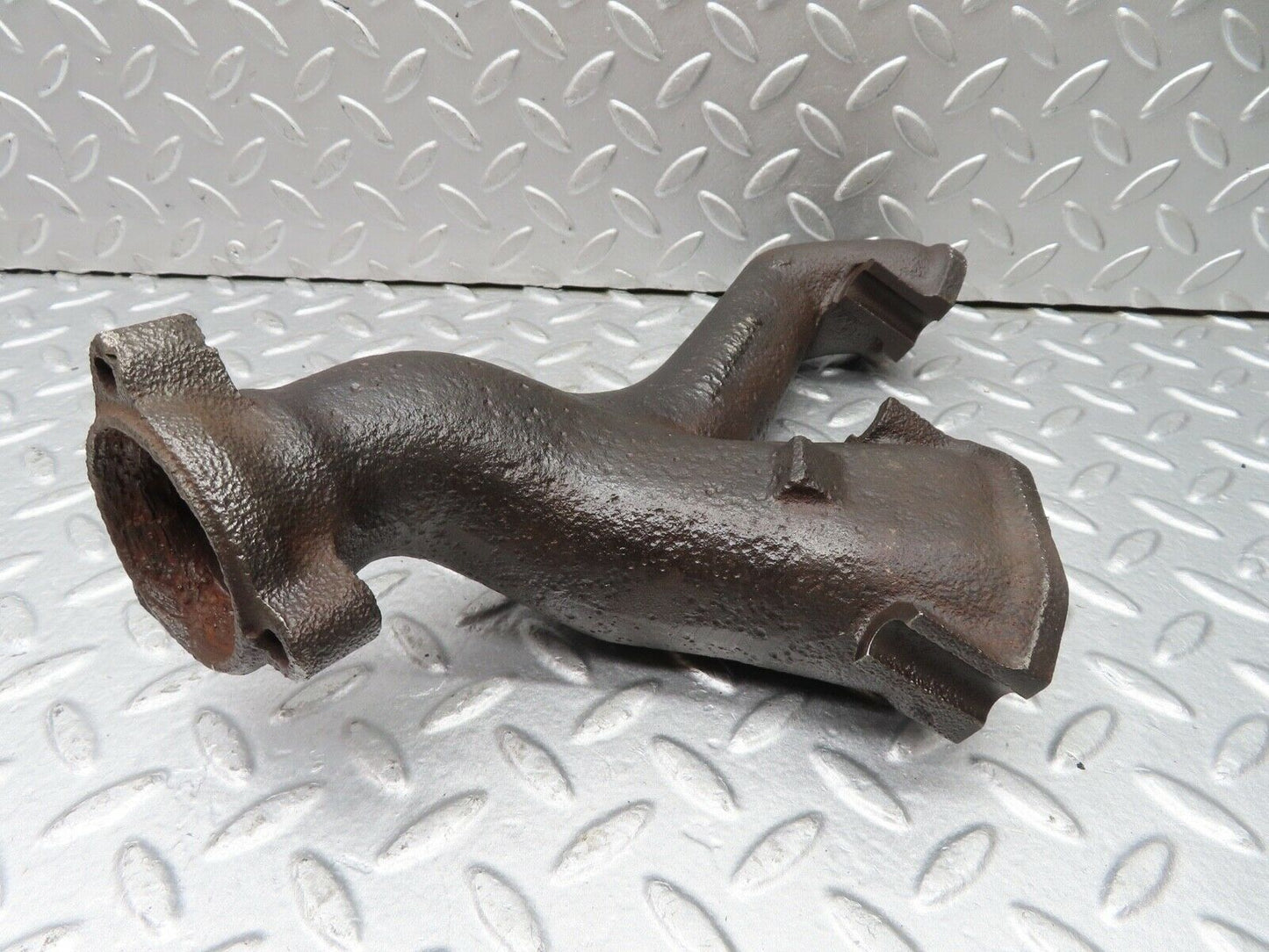 18183 Mercedes-Benz W111 220SE Coupe Exhaust Manifold Cylinder 4-6 1271420502
