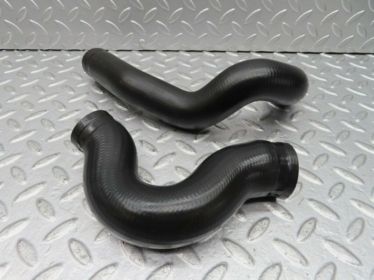 16351 Mercedes-Benz W124 260E Coolant Hose Pipe Set 1245012382