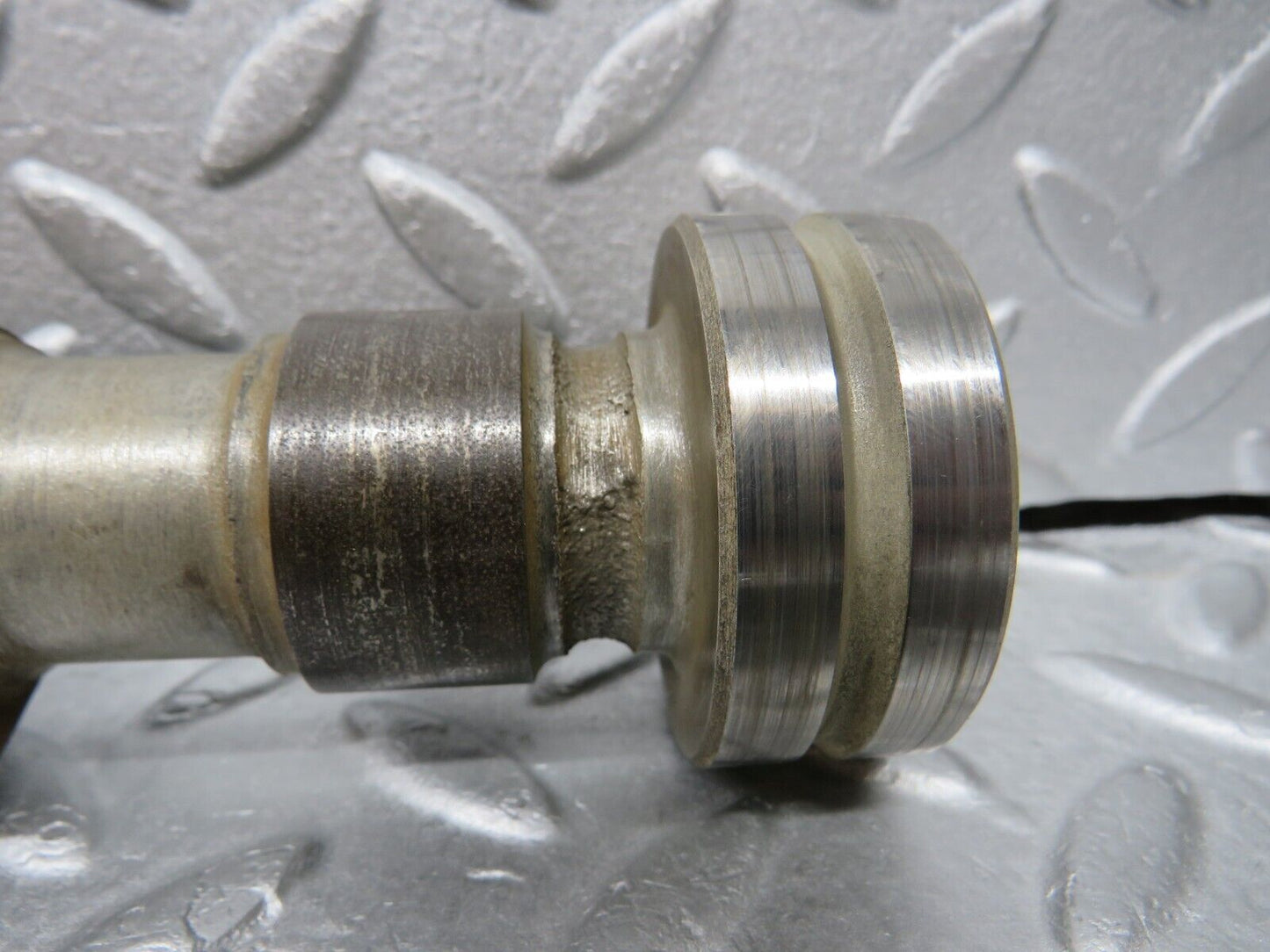 37135 Mercedes-Benz C126 420SEC Coupe Camshaft Left Side 11710
