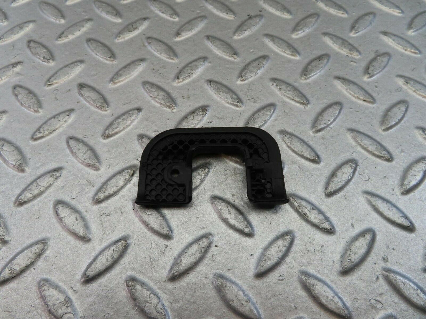 9517 Mercedes-Benz C124 300CE Coupe Left Interior Door Latch Trim