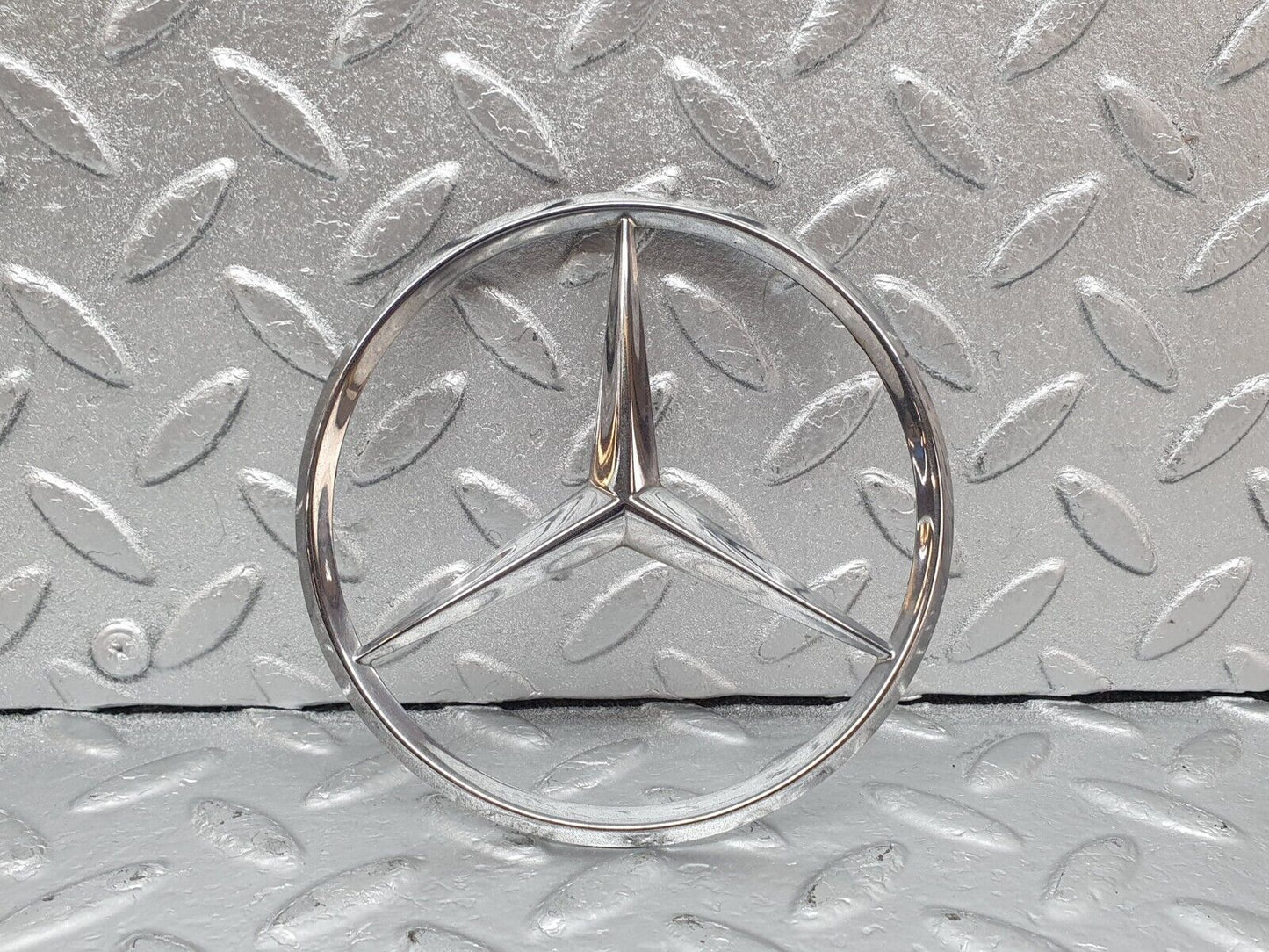 43981 Mercedes-Benz C123 230CE Coupe Trunk Boot Lid Emblem 1267580058