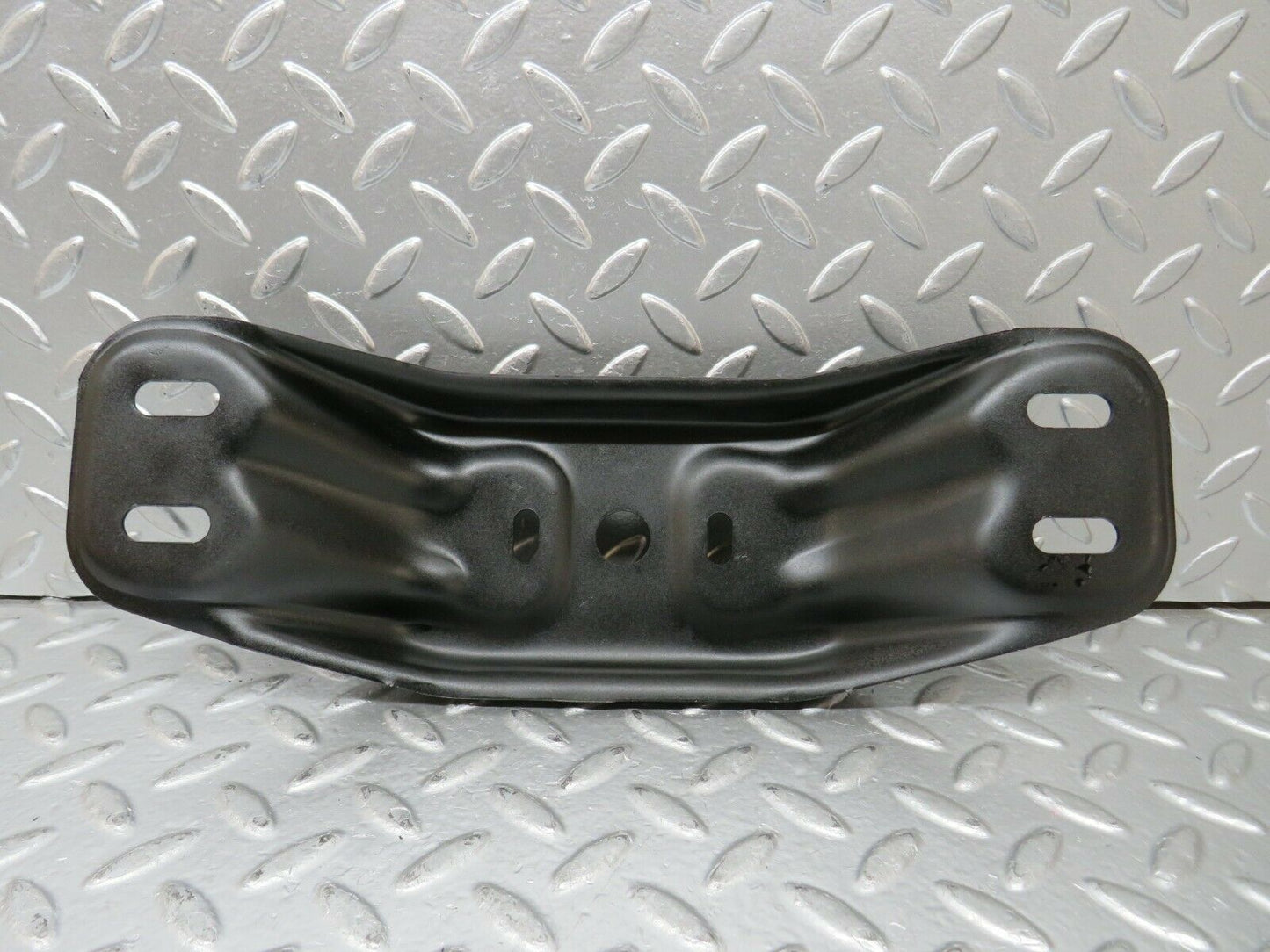 24349 Mercedes-Benz S124 220TE Wagon Gearbox Mount Bracket Holder