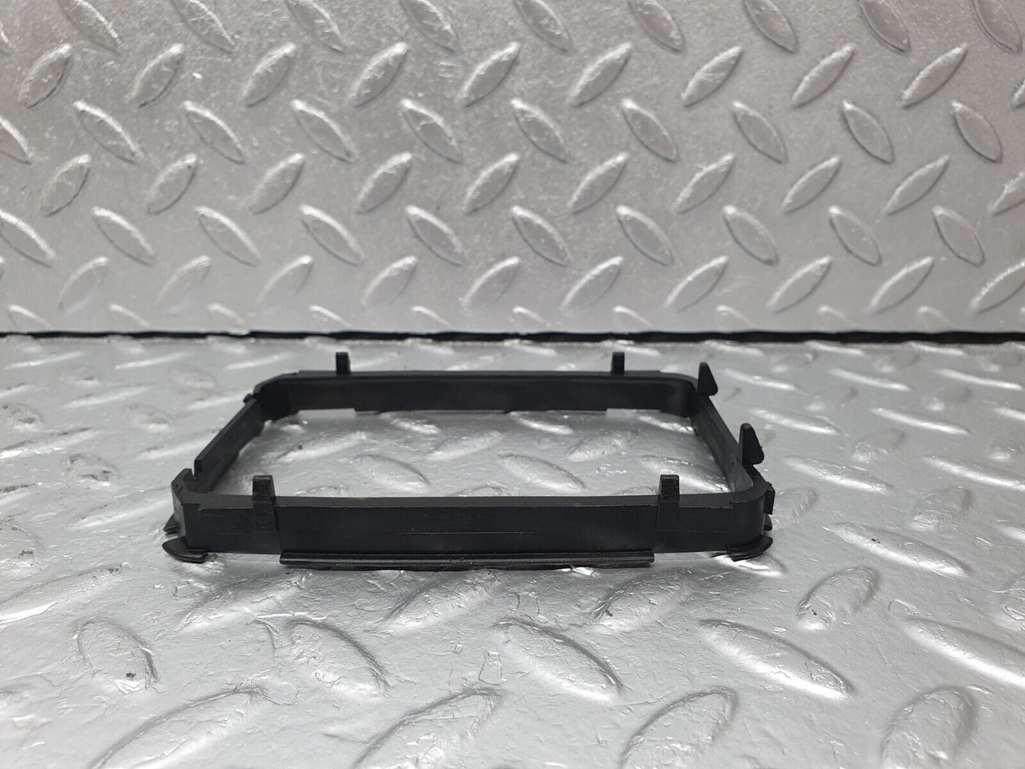 41598 Mercedes-Benz W124 200E Manual Gear Selector Surround Trim