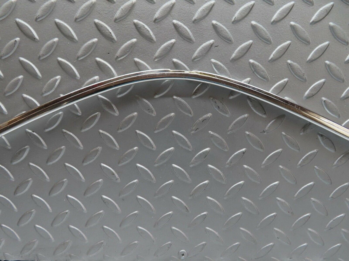 12589 Mercedes-Benz W108 280SE 3.5 Rear Right Door Window Chrome Frame