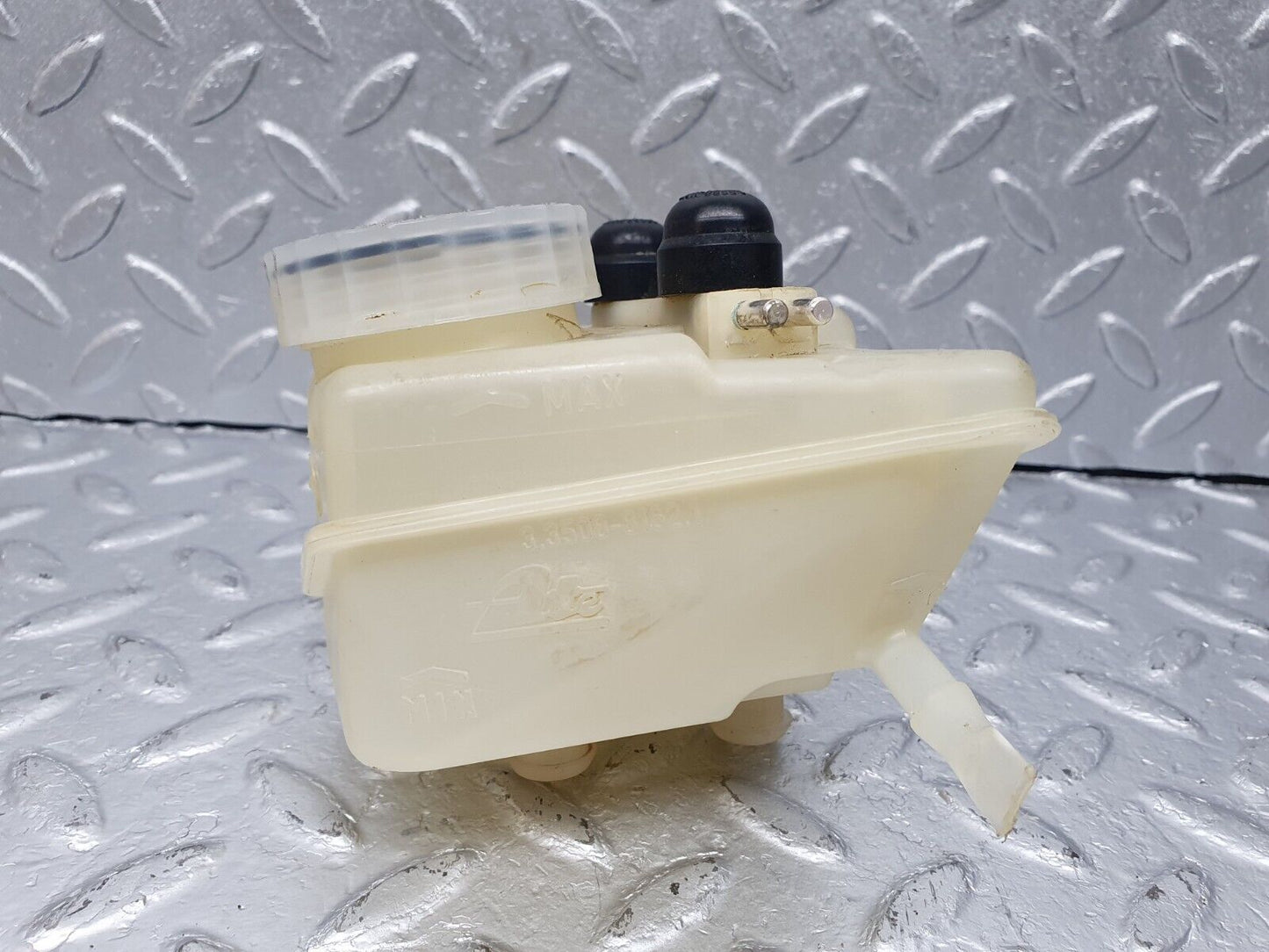 40955 Mercedes-Benz W126 300SE Brake Fluid Reservoir Tank