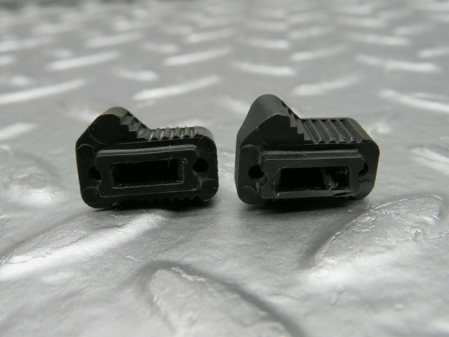 22309 Mercedes-Benz S123 280TE Wagon Heater Control Knob Set