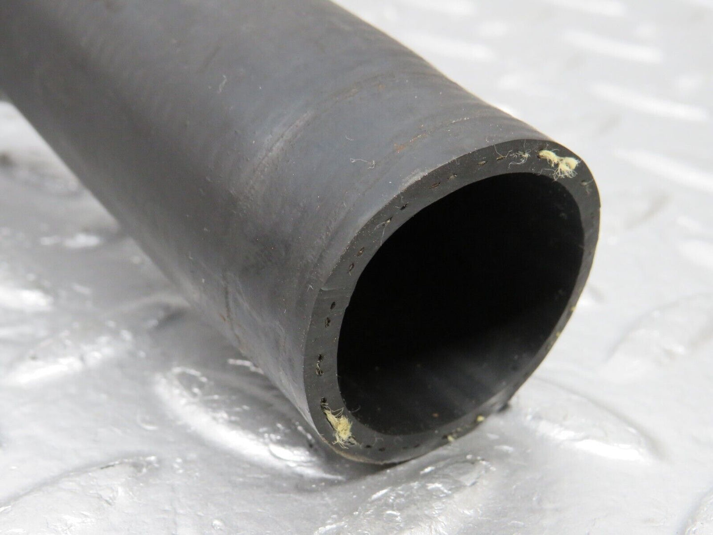 34090 Mercedes-Benz W124 260E Coolant Hose Hose Pipe 2x 1245013382 1245019482