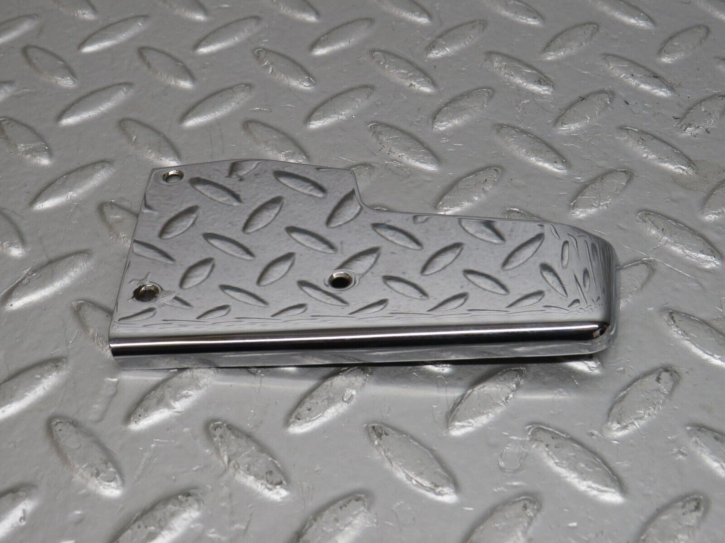 39643 Mercedes-Benz R129 320SL Coupe Left Door Chrome Cover