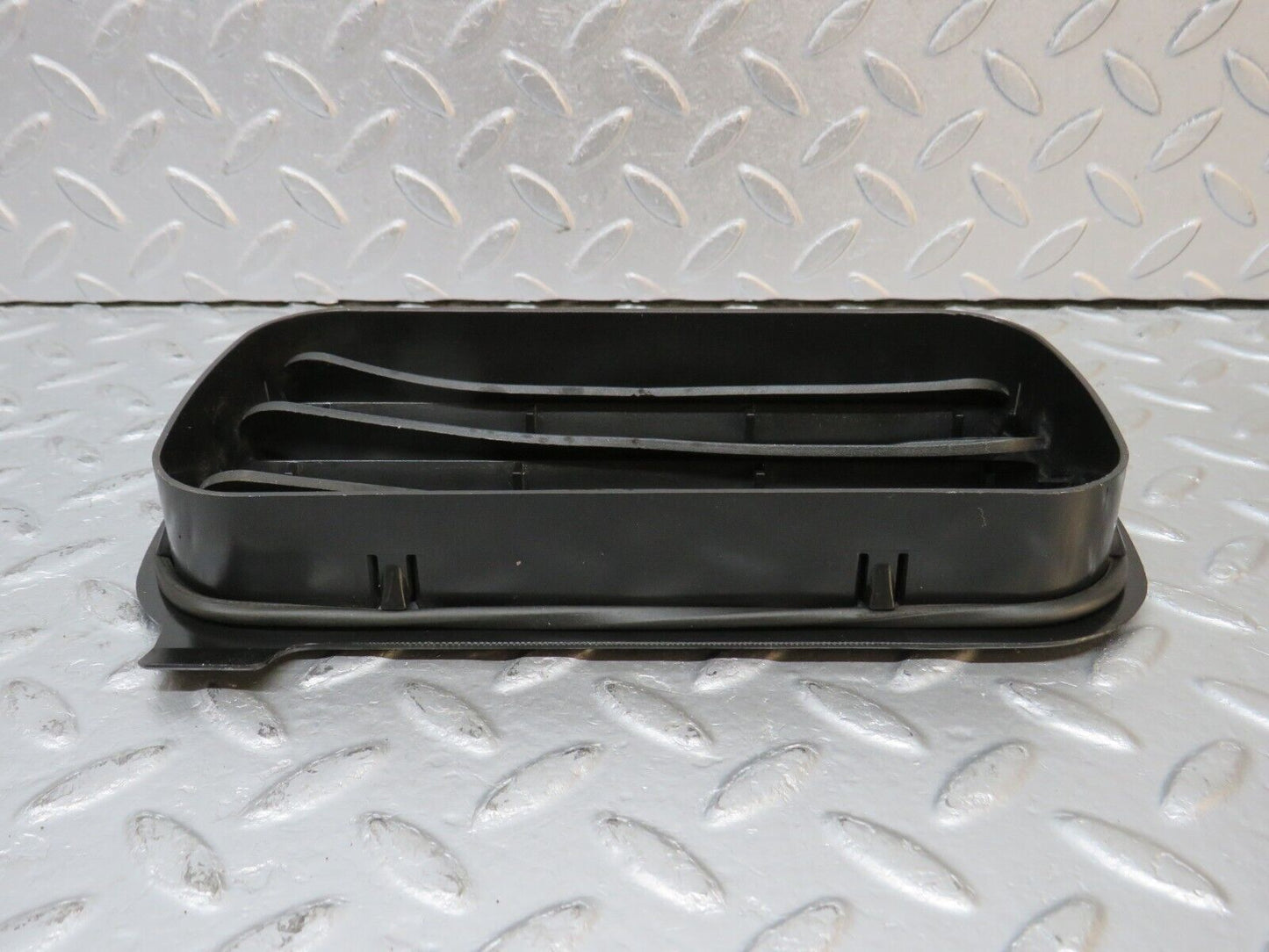 39681 Mercedes-Benz R129 320SL Coupe Air Intake Vent 1248370230 1248370242