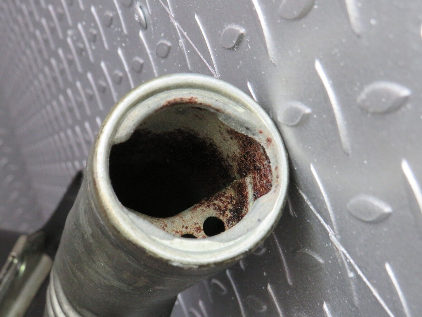 31442 Mercedes-Benz W123 200D Fuel Tank