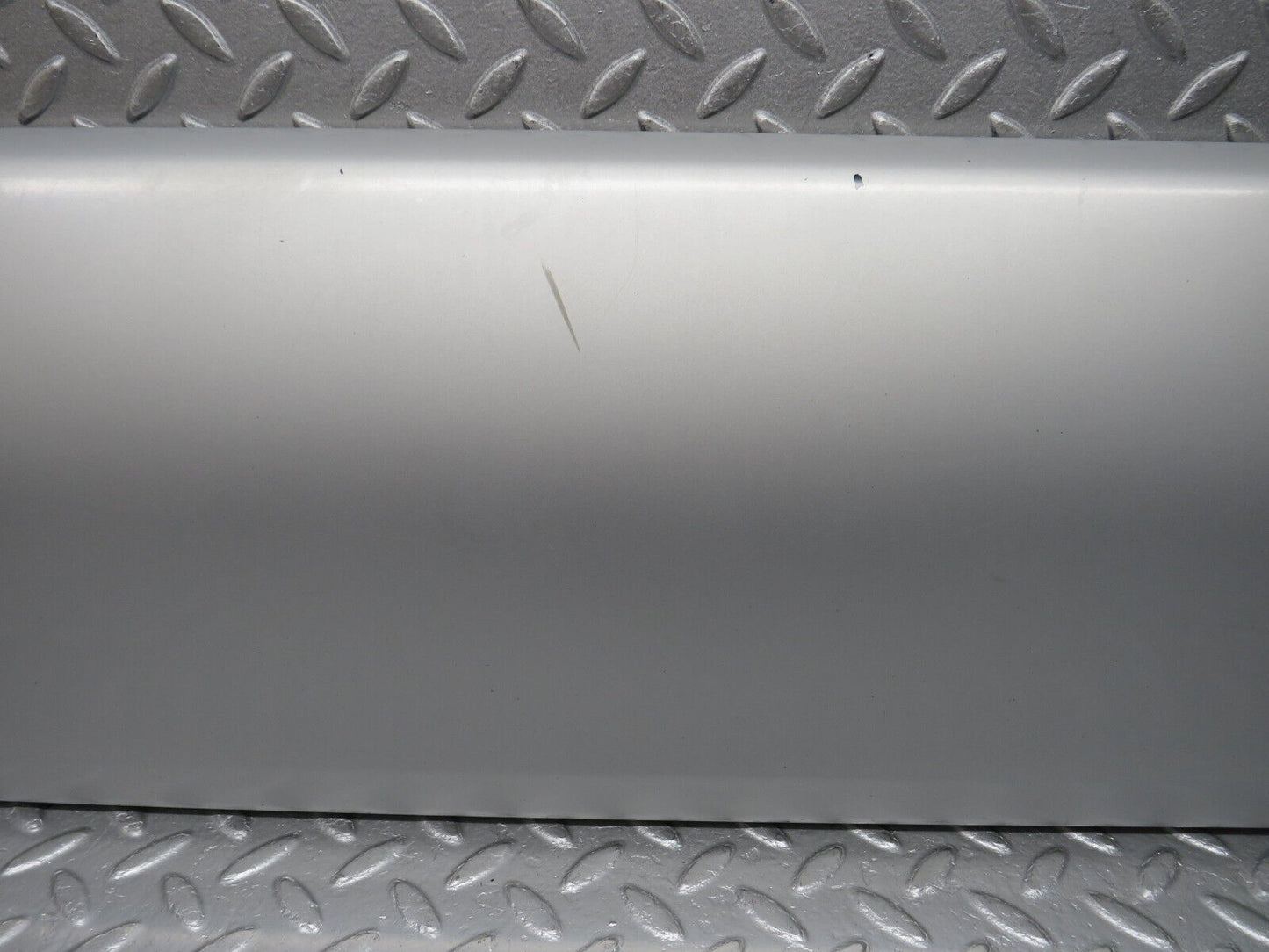 39381 Mercedes-Benz R129 320SL Coupe Right Door Lower Moulding Trim 1296902240
