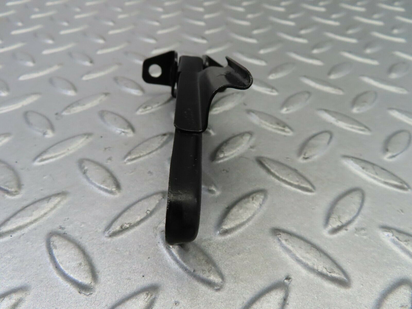 7478 Mercedes-Benz W116 450SE Bonnet Safety Latch