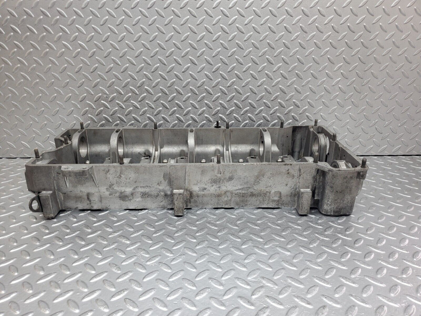 44307 Mercedes-Benz W123 280E Camshaft Bearing Casing 1100163304