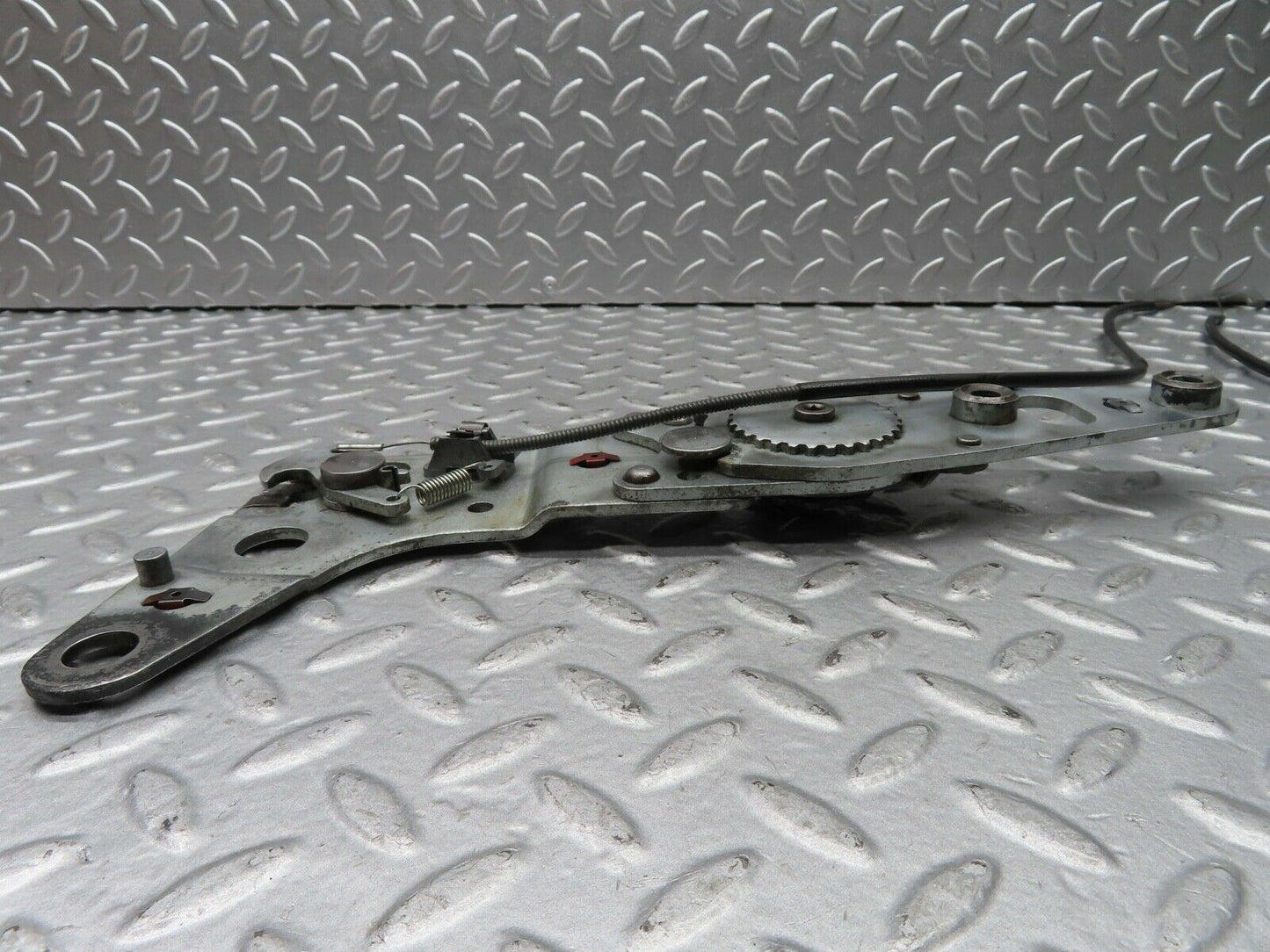 20553 Mercedes-Benz R107 450SL Front Right Seat Hinge 0009107585