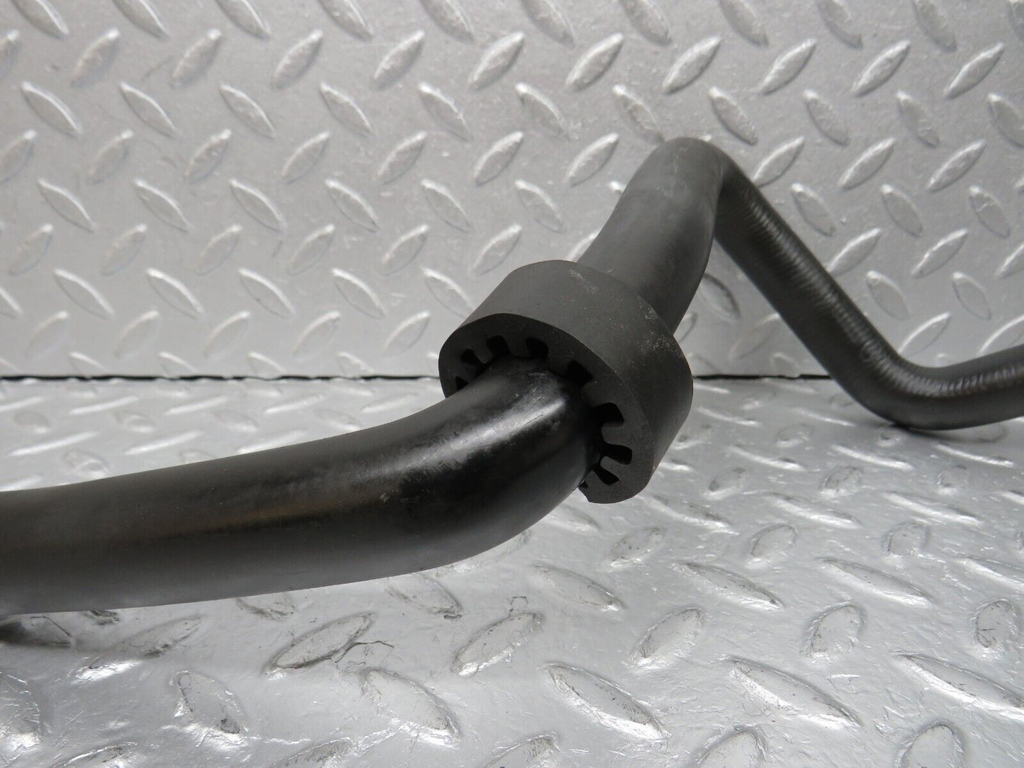 38890 Mercedes-Benz W201 190E Radiator Lower Hose 2015000075