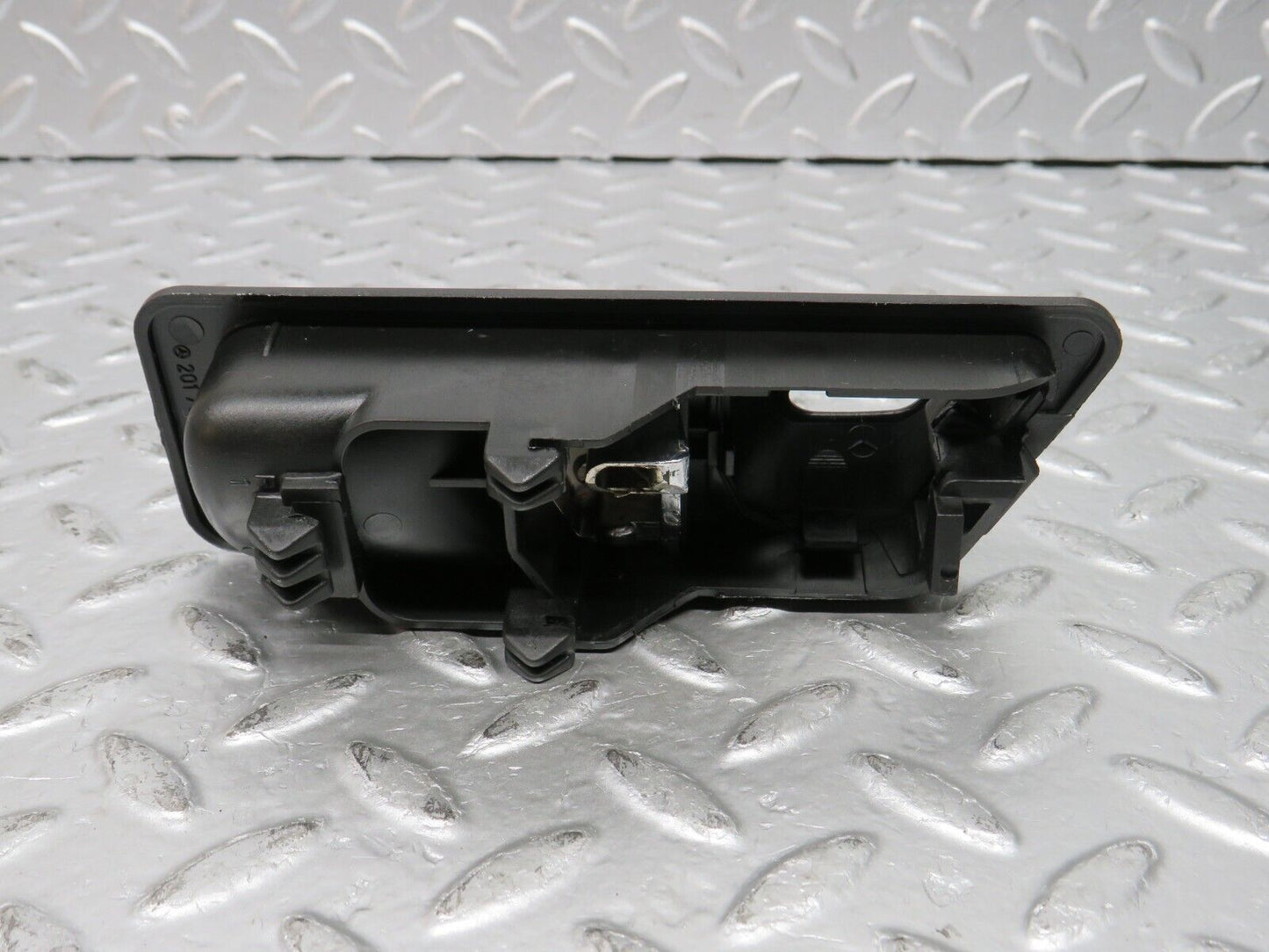 31633 Mercedes-Benz W201 190LE 1.8L Right Interior Door Handle 2017660264