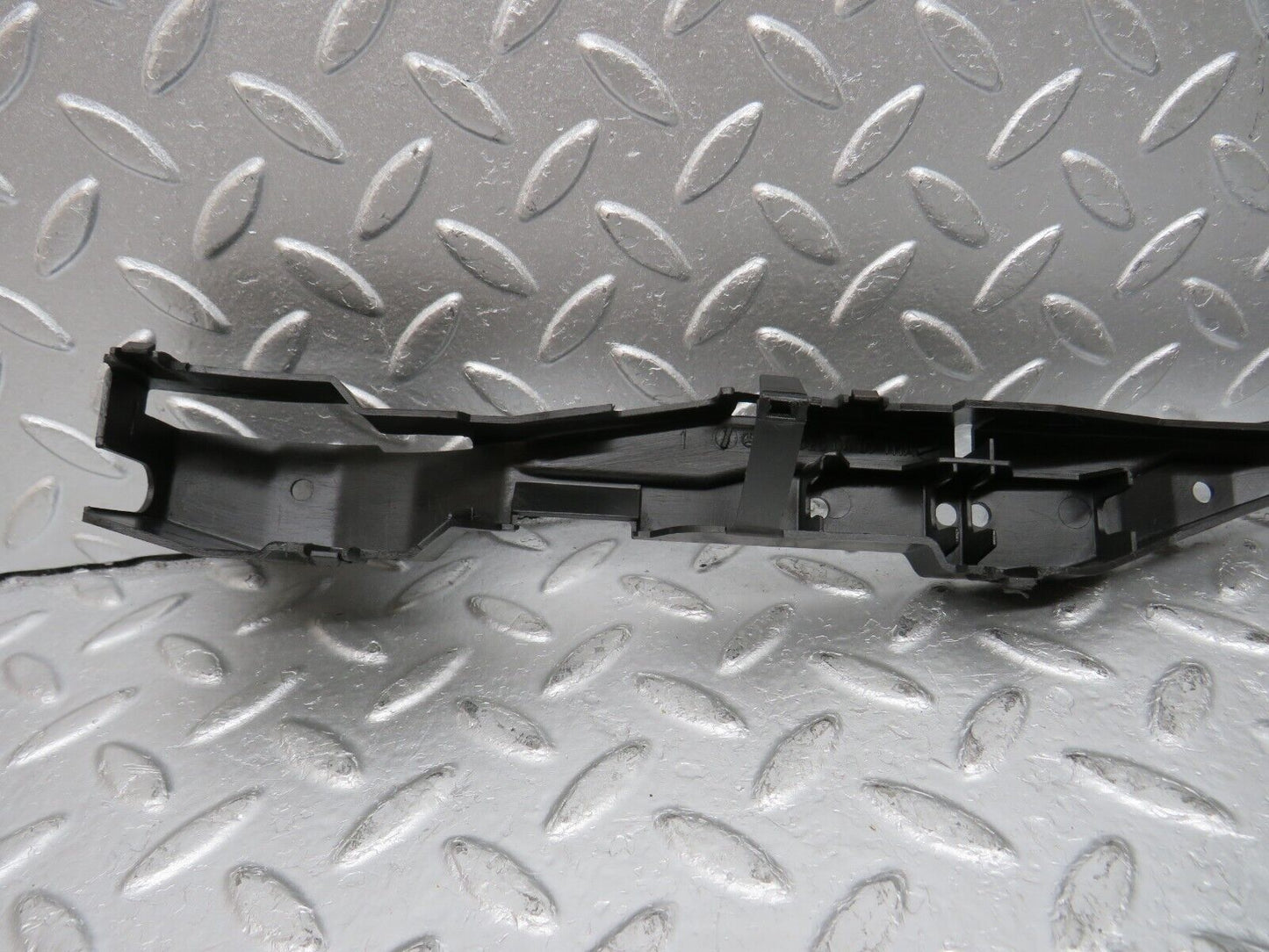 33298 Mercedes-Benz W202 C180 Front Panel Plastic Cover Trim 2026280407
