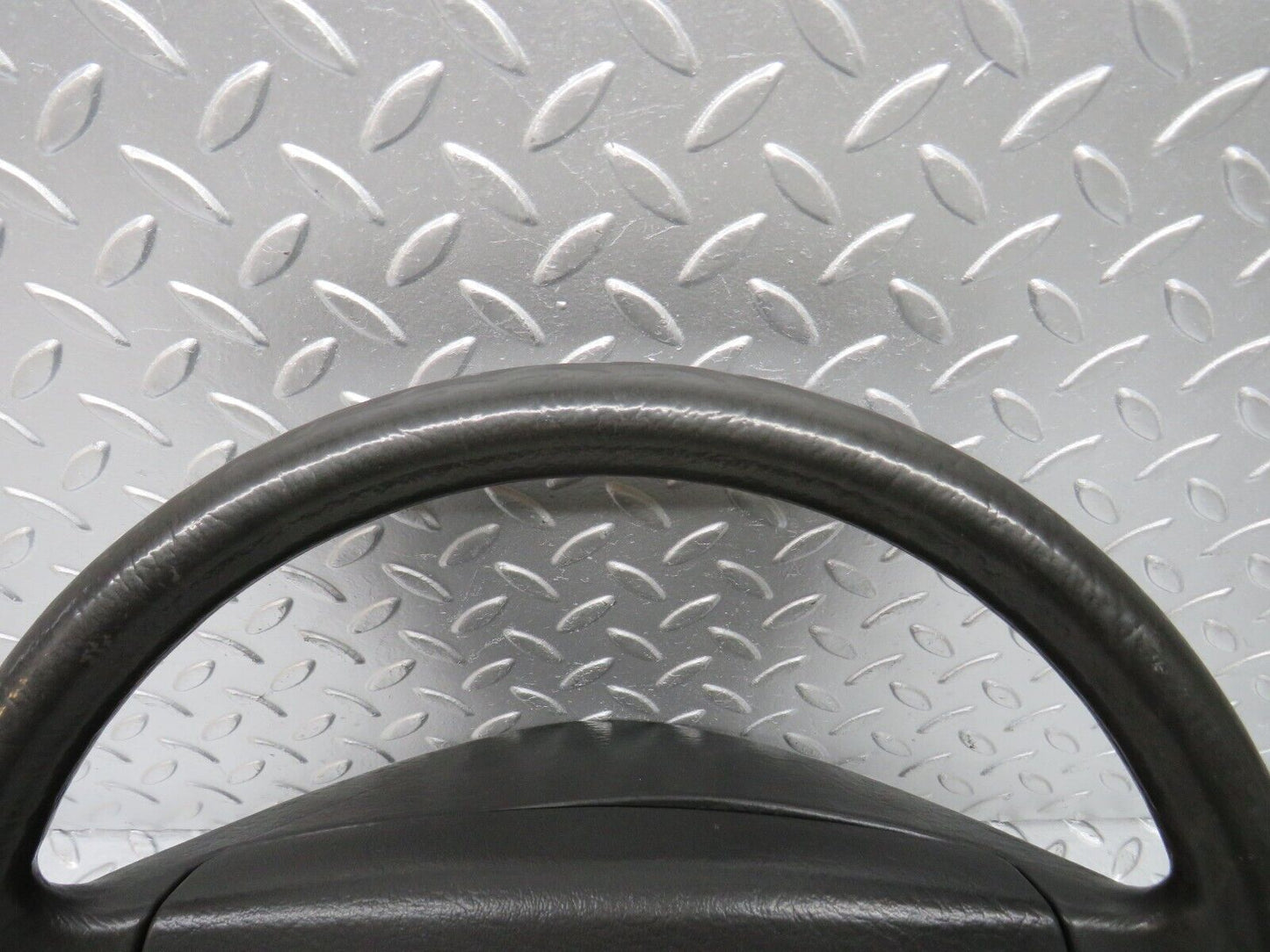 30257 Mercedes-Benz W124 230E Steering Wheel