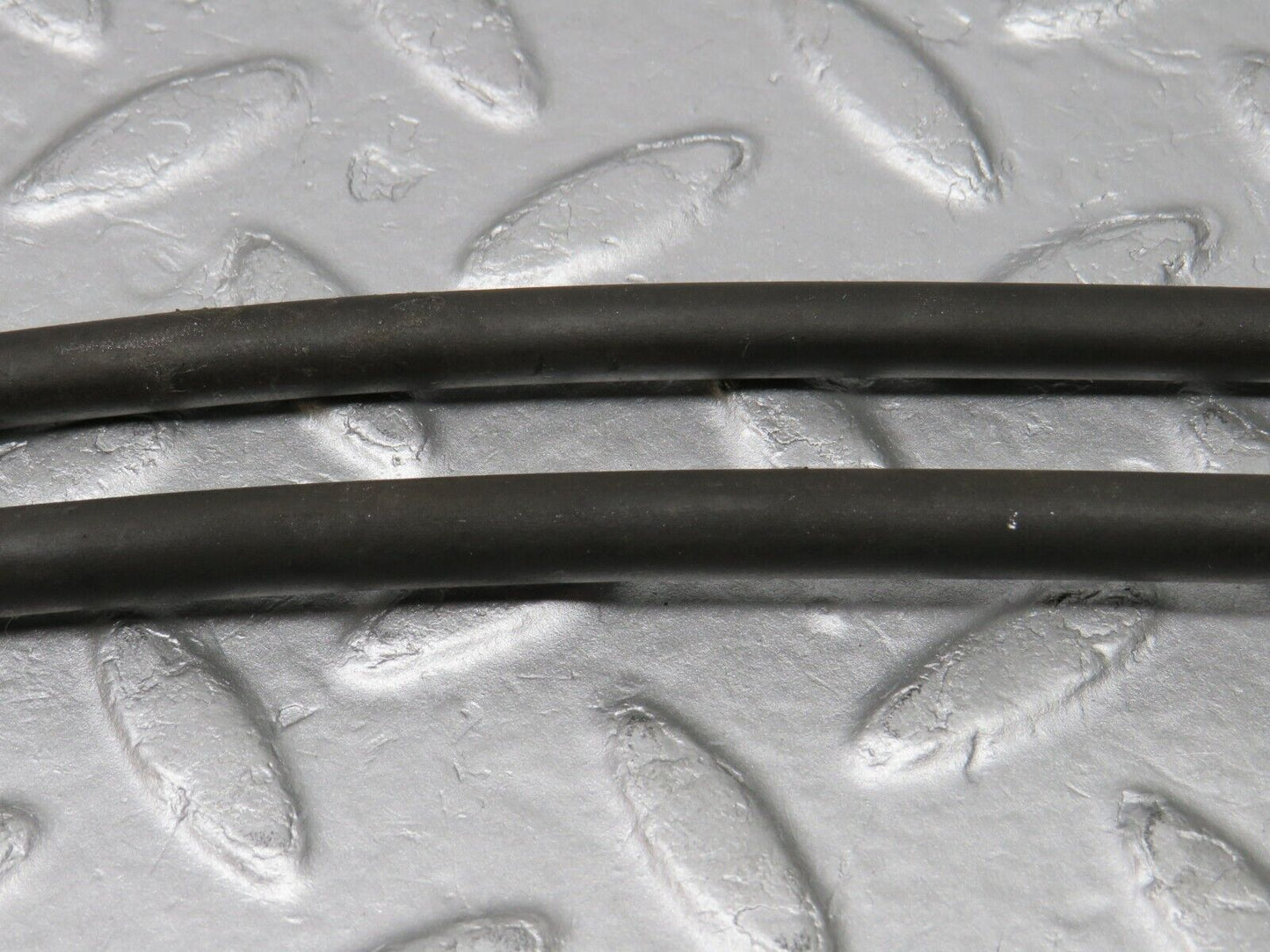 39076 Mercedes-Benz C114 250 Coupe Heater Control Cable 2x