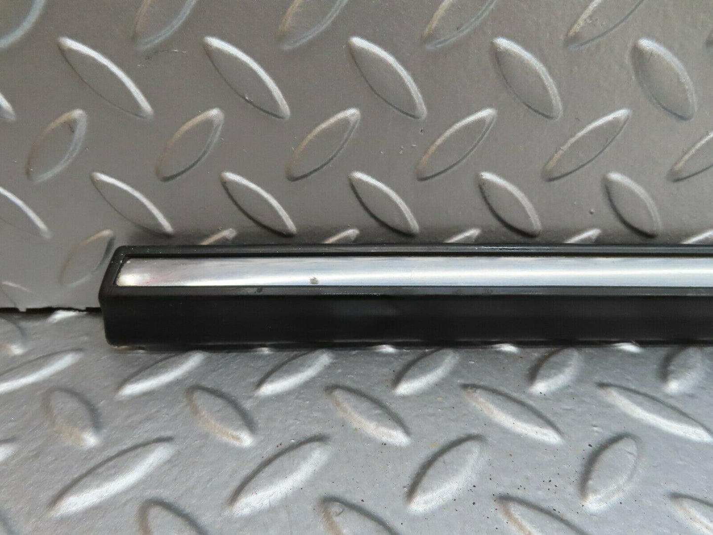 18002 Mercedes-Benz W123 200 Front Right Door Lower Trim