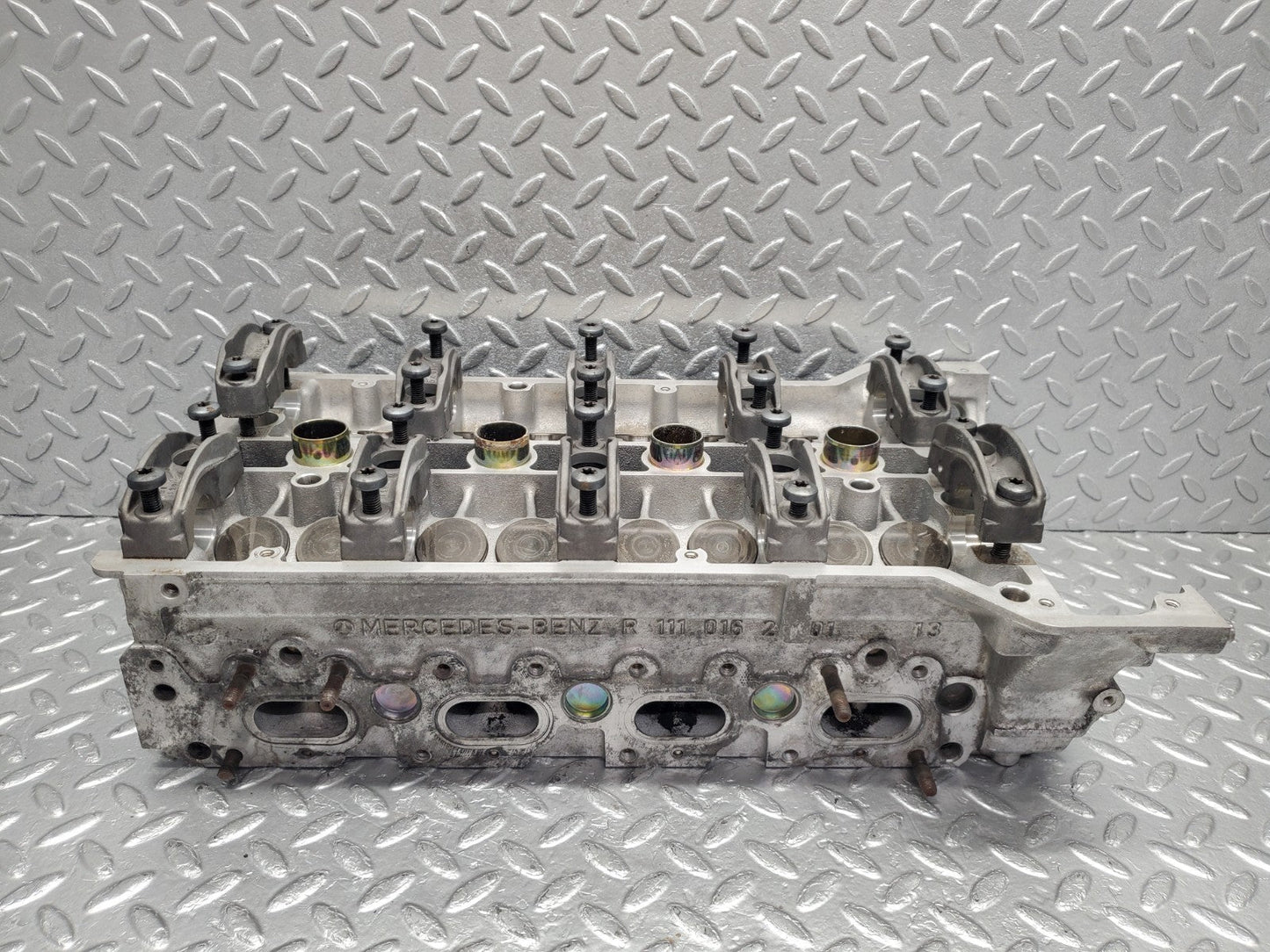 W124 Wagon cylinder head used OEM