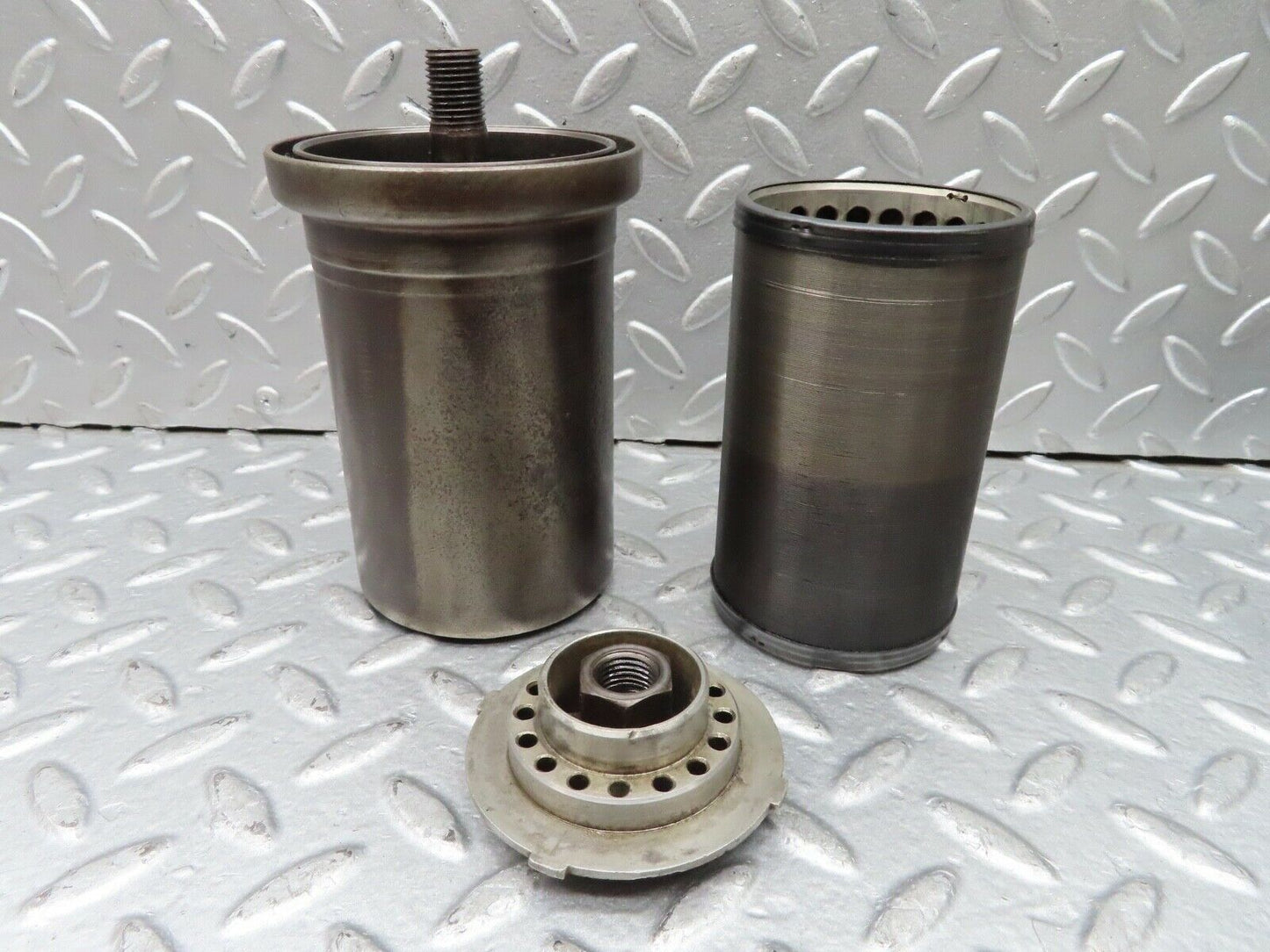 18559 Mercedes-Benz W136 170V Oil Filter Housing 1811840008